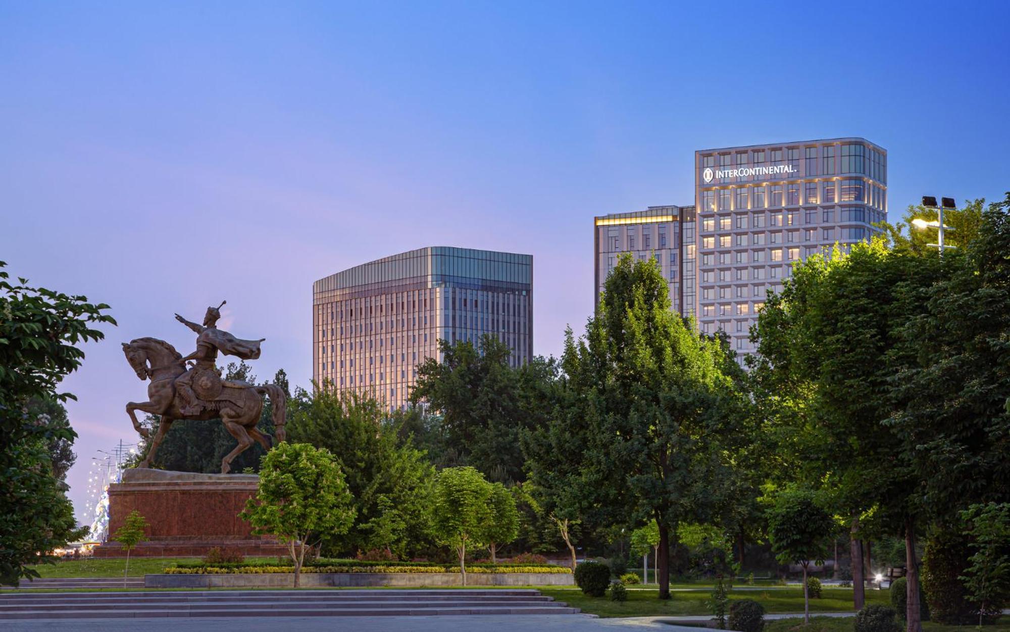 Intercontinental Tashkent By Ihg Hotel Exterior photo